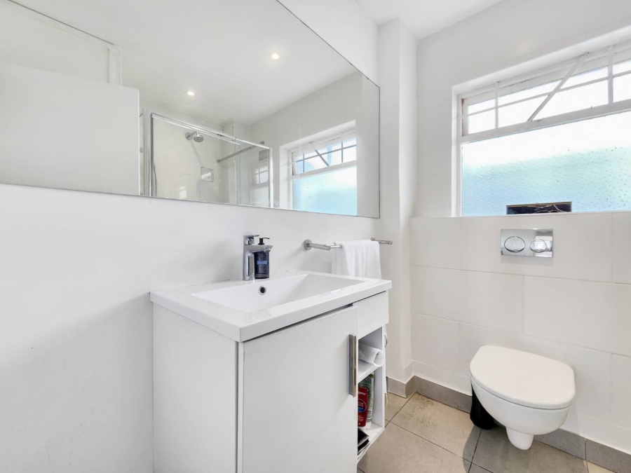 To Let 1 Bedroom Property for Rent in Gardens Western Cape